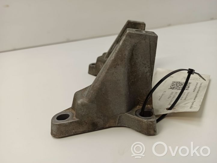 Mercedes-Benz E W211 Supporto di montaggio scatola del cambio A1402421340