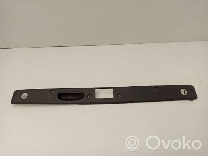 Mercedes-Benz E W211 Rivestimento serratura portellone posteriore/bagagliaio A2117500193