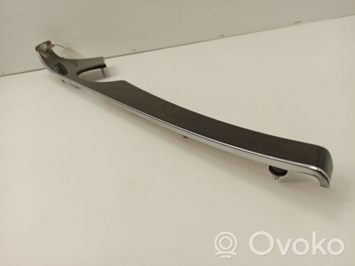 Mercedes-Benz E W211 Barra di rivestimento della portiera anteriore 8446042