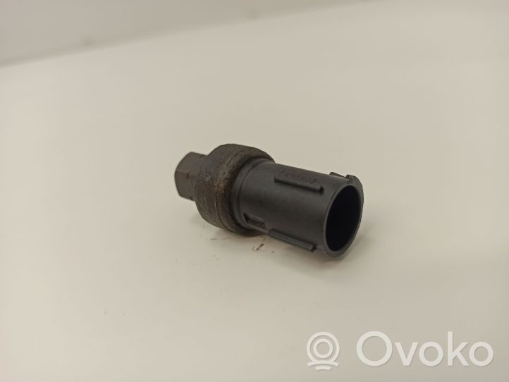 Ford Mustang IV Air conditioning (A/C) pressure sensor 023700869