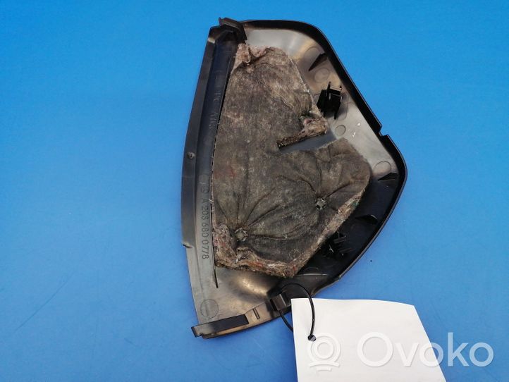 Mercedes-Benz C W203 Panelės apdailos skydas (šoninis) a2036800778