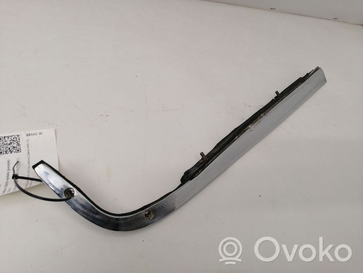 Mercedes-Benz S W116 Rivestimento modanatura del faro posteriore 1166980297