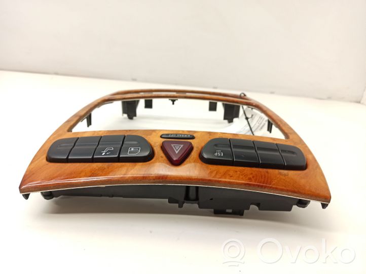 Mercedes-Benz CLK A209 C209 Console centrale, commande chauffage/clim A2096801239