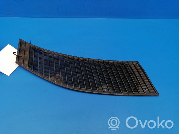 Mercedes-Benz E W123 Rivestimento del tergicristallo 1238360265