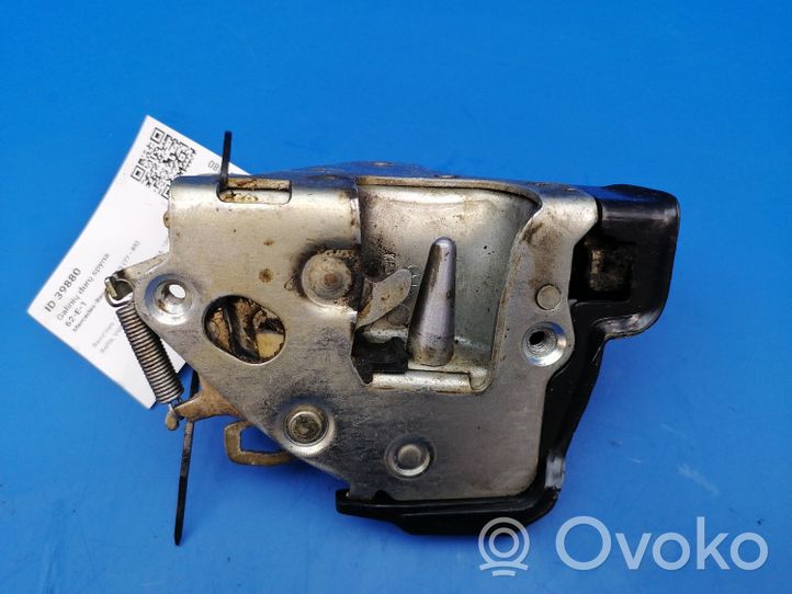 Mercedes-Benz E W123 Rear door lock 1237230208