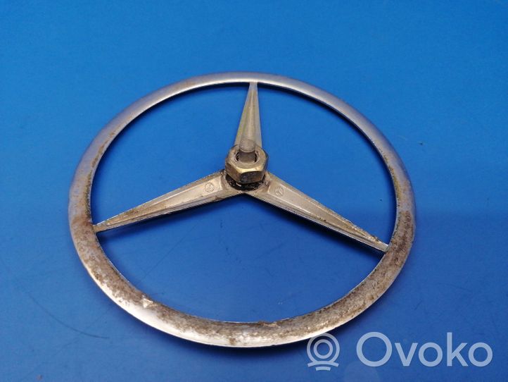 Mercedes-Benz E W123 Logo, emblème de fabricant 1267580058