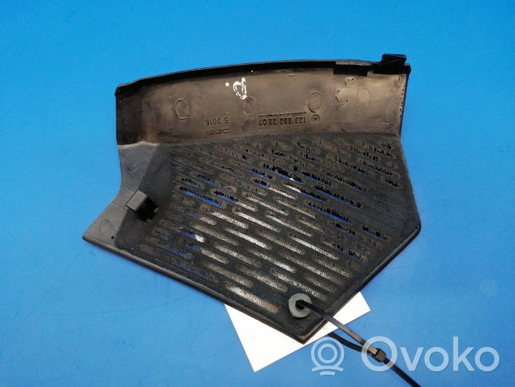 Mercedes-Benz E W123 Copertura/rivestimento altoparlante laterale 1236802807