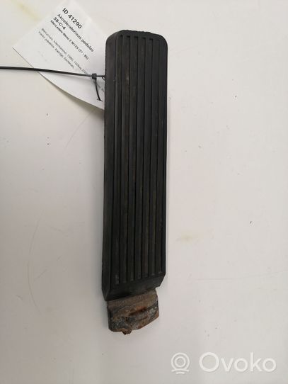 Mercedes-Benz E W123 Pedale dell’acceleratore 1233010082