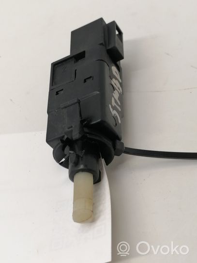 Mercedes-Benz Vito Viano W639 Brake pedal sensor switch 26013B