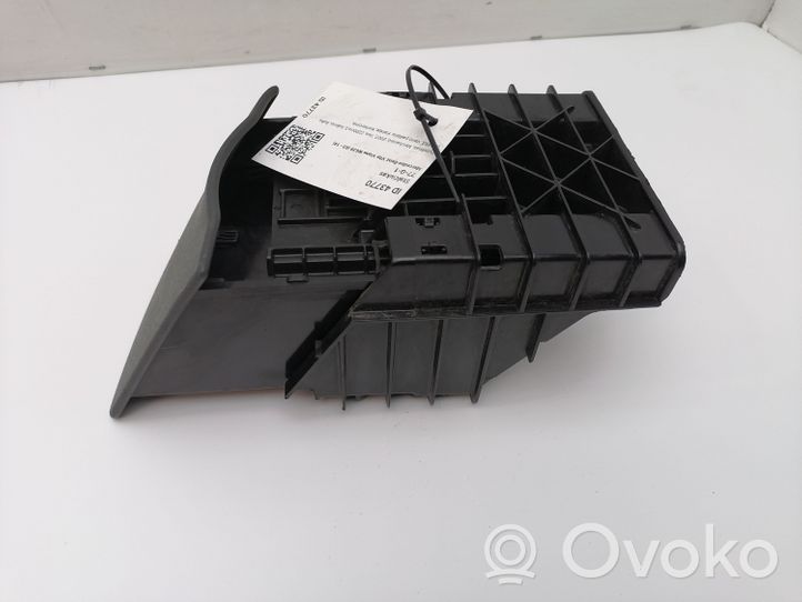 Mercedes-Benz Vito Viano W639 Boîte / compartiment de rangement pour tableau de bord A6396800258