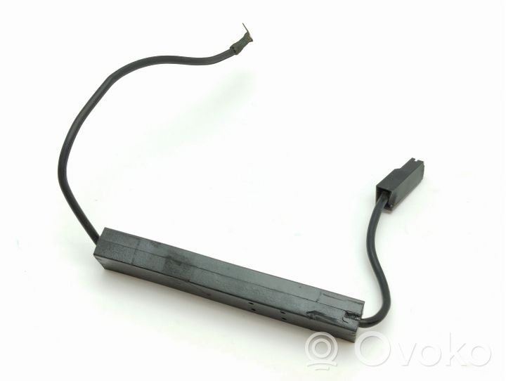 Mercedes-Benz C W203 Amplificateur d'antenne A2038270542