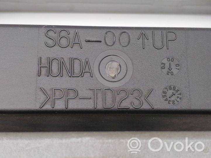 Honda Civic Mascherina unità principale autoradio/GPS 77251S6DE010