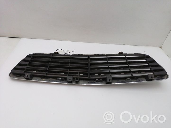 Mercedes-Benz CLK A208 C208 Grille de calandre avant 2088800085