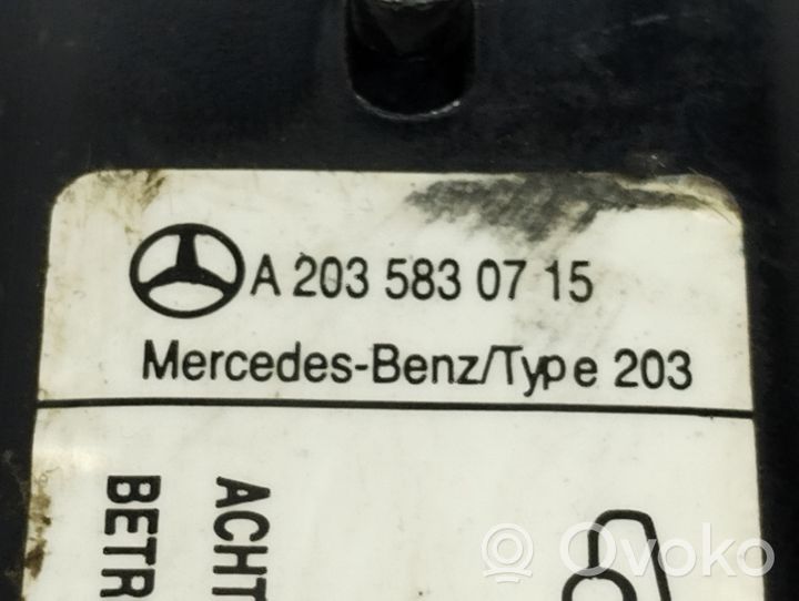 Mercedes-Benz C W203 Įrankių komplektas 2038900061