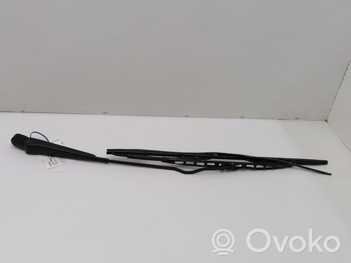 Mercedes-Benz 380 560SEC C126 Front wiper blade arm 