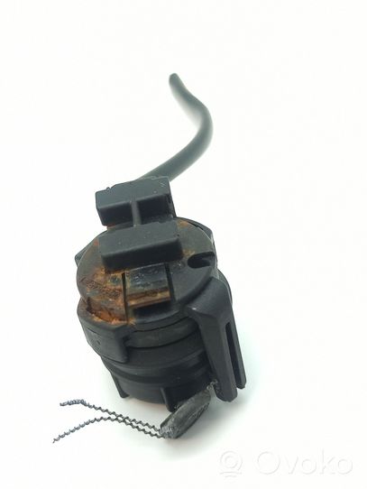 Mercedes-Benz 380 560SEC C126 Sensor 0145457028