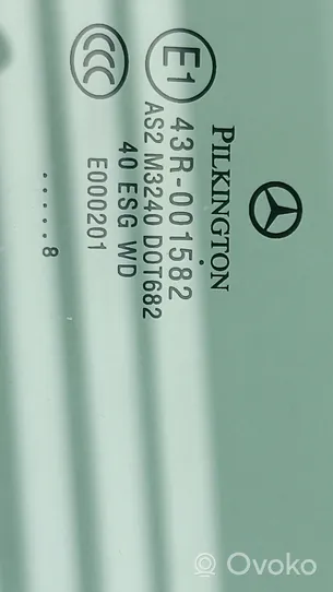 Mercedes-Benz C W204 Szyba drzwi przednich 43R001582
