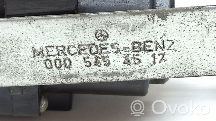 Mercedes-Benz E W123 Cavo per acceleratore 0005454517