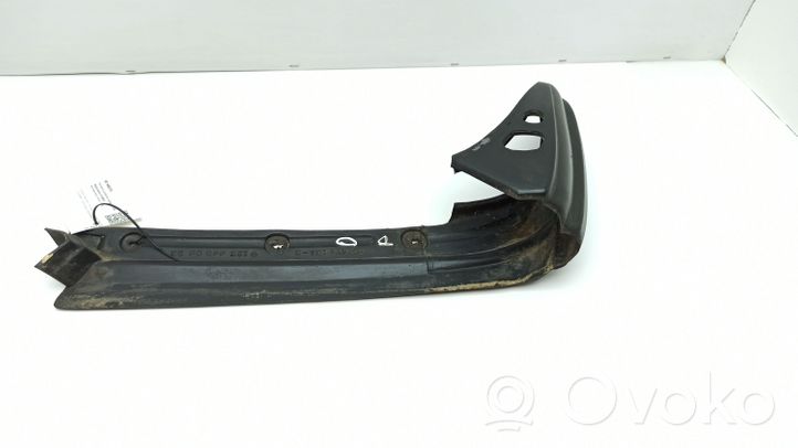 Mercedes-Benz E W123 Rivestimento del pannello parte angolare del paraurti anteriore 1238850823