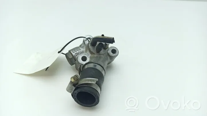 Jaguar XJS Moottorin vesijäähdytyksen putki/letku EAC3098