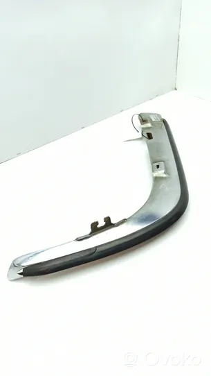 Mercedes-Benz S W116 Rivestimento del pannello parte angolare del paraurti anteriore 