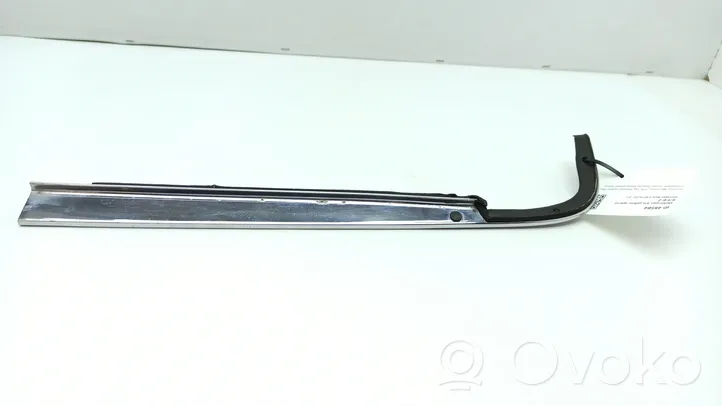 Mercedes-Benz S W116 Rivestimento modanatura del faro posteriore 1166980297