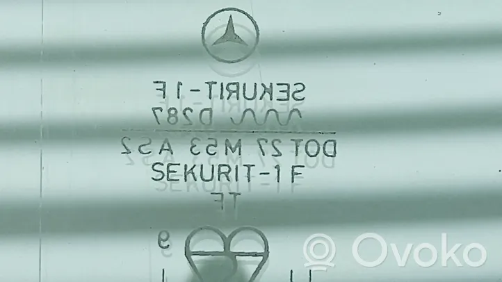 Mercedes-Benz S W116 Vetro del finestrino della portiera posteriore 