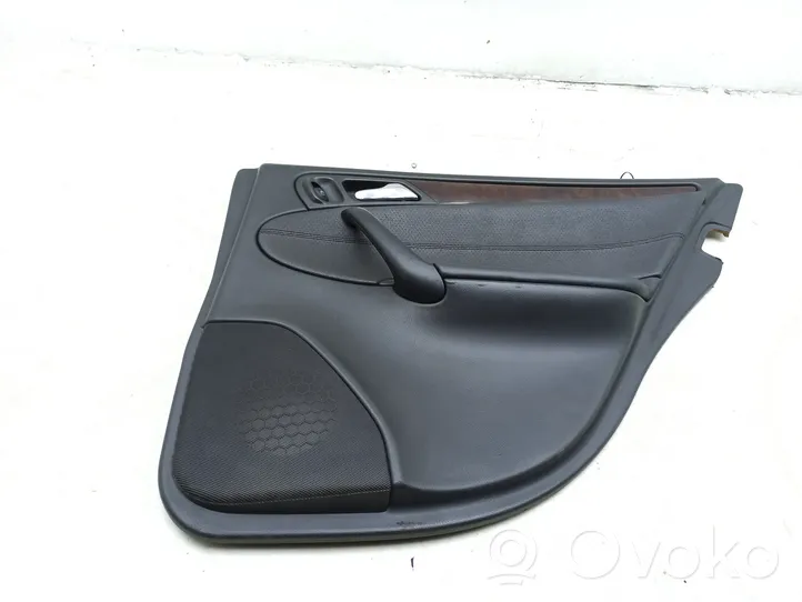 Mercedes-Benz C W203 Rivestimento del pannello della portiera posteriore A3189010001