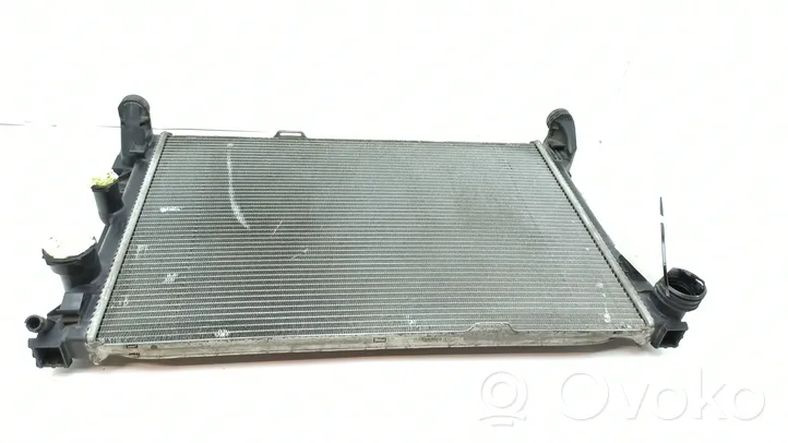 Mercedes-Benz E W212 Radiador del refrigerante A2045004103