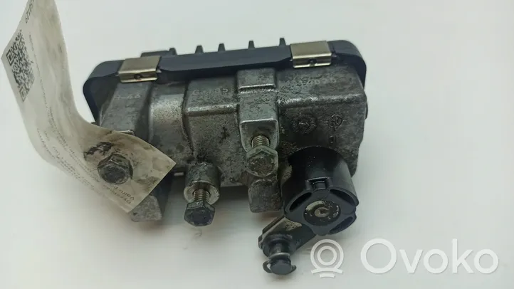 Mercedes-Benz E W211 Attuatore di controllo della turbina elettrica 6NW008412