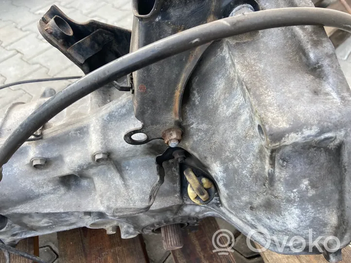 Subaru Impreza II Mechaninė 5 pavarų dėžė TM752RZ4AA