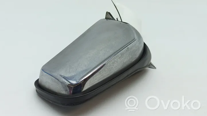 Mercedes-Benz 280 450 W116 Manual wing mirror E117050