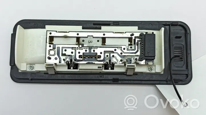 BMW Z4 E85 E86 Światło fotela przedniego 8268872