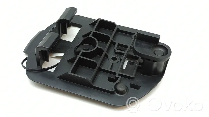 Mercedes-Benz E W212 Staffa supporto del triangolo d’emergenza 2118900814