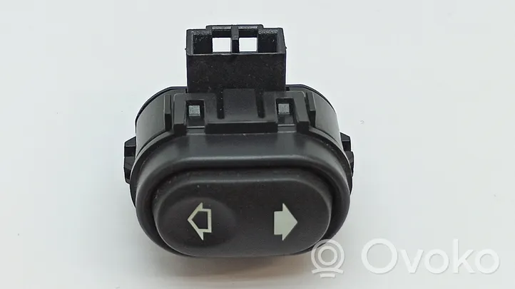 Jaguar XJ X308 Electric window control switch LNC6389AA