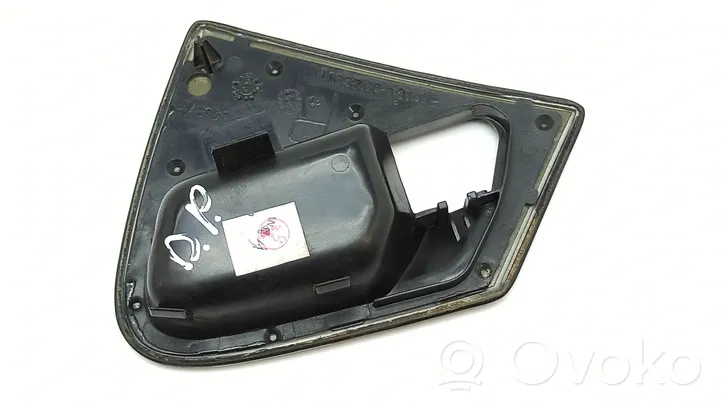 Mercedes-Benz ML W163 Rivestimento della maniglia interna per portiera anteriore A1637660264