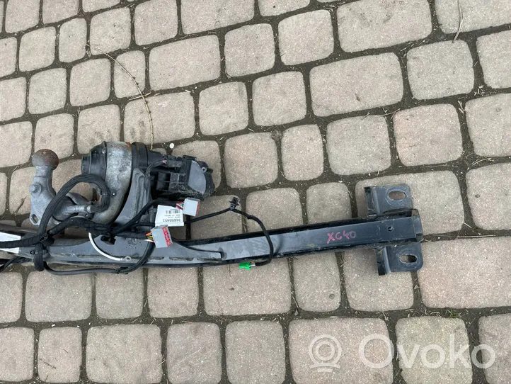 Volvo XC40 Vetokoukkusarja 32270802