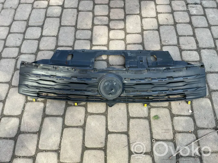 Fiat Talento Maskownica / Grill / Atrapa górna chłodnicy 623106388R