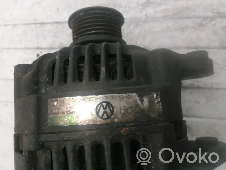 Volkswagen Golf III Generatore/alternatore 30903023FX