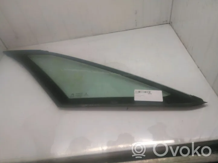 Citroen C4 II Picasso Szyba przednia karoseryjna trójkątna 9675841180