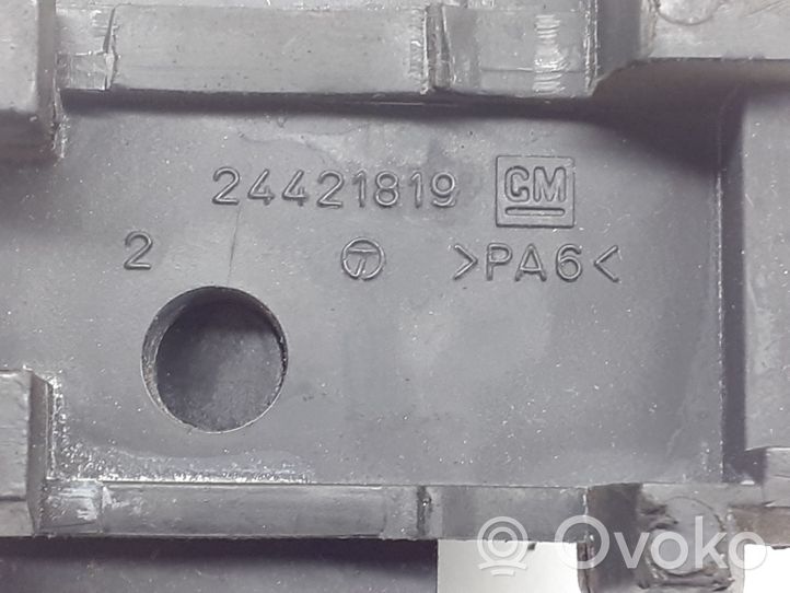 Opel Vectra C Variklio dangčio (kapoto) rankenėlė 24421819