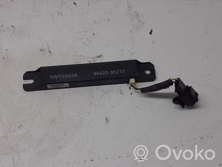 Hyundai ix 55 Amplificateur d'antenne 954203K210