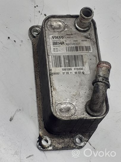 Volvo V60 Supporto di montaggio del filtro dell’olio 31325045