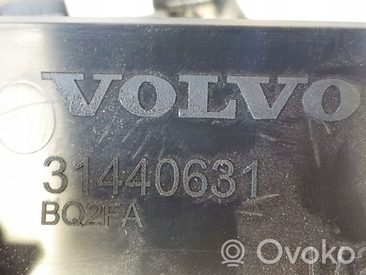Volvo XC40 Poszycie klapy tylnej bagażnika i inne elementy 31440631
