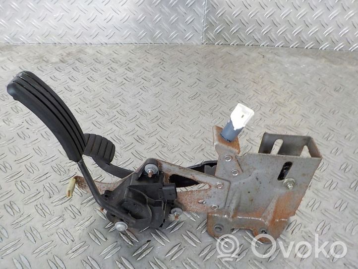 Mercedes-Benz Citan W415 Assemblage pédale 8200436878