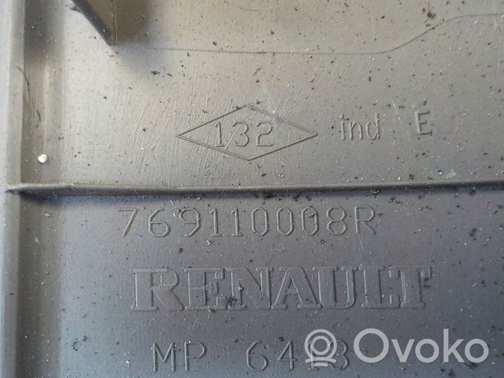 Renault Master III Osłona słupka szyby przedniej / A 769110008R