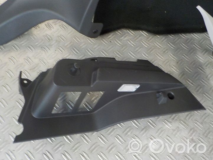 Ford Fiesta Untere Seitenverkleidung Kofferraum 8A61A31016BDW