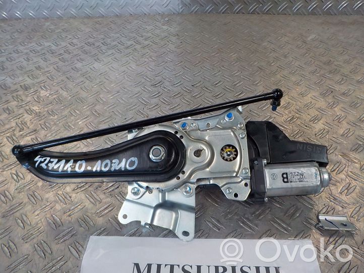 Mitsubishi Outlander Motorino del tergicristallo del lunotto posteriore 42711010710