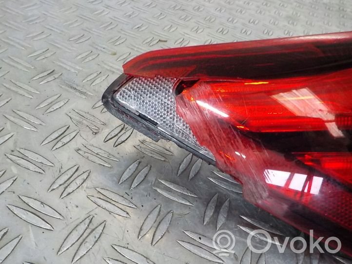 Mercedes-Benz E C207 W207 Luz trasera/de freno 