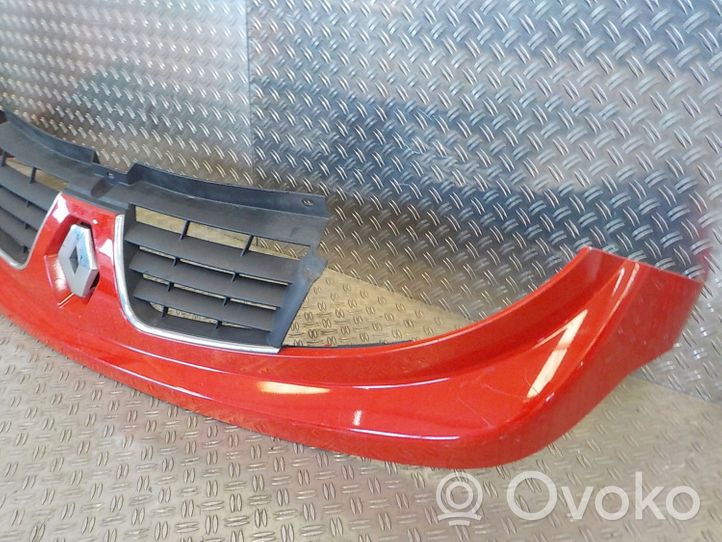 Renault Trafic II (X83) Grille calandre supérieure de pare-chocs avant 